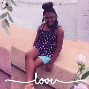 Meet your Posher, Dana